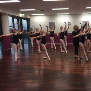 Tania McLeod, an examiner with the Australian Society of Teachers of Dancing, with pupils.